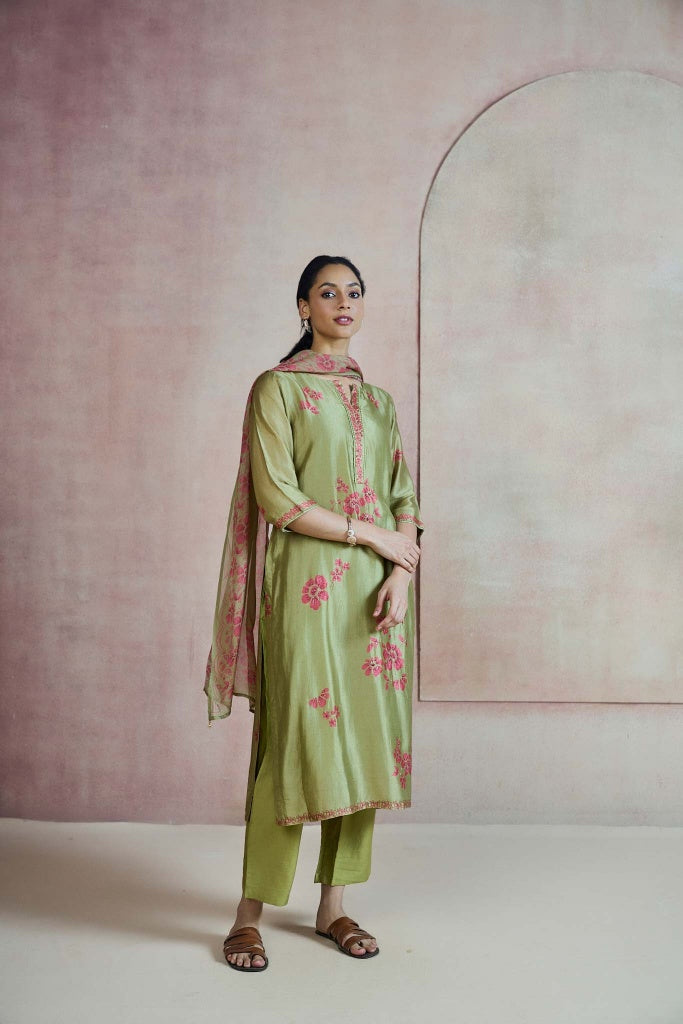 Moss Green Silk Kurta Set with Floral Thread Embroidery - Mokshaa