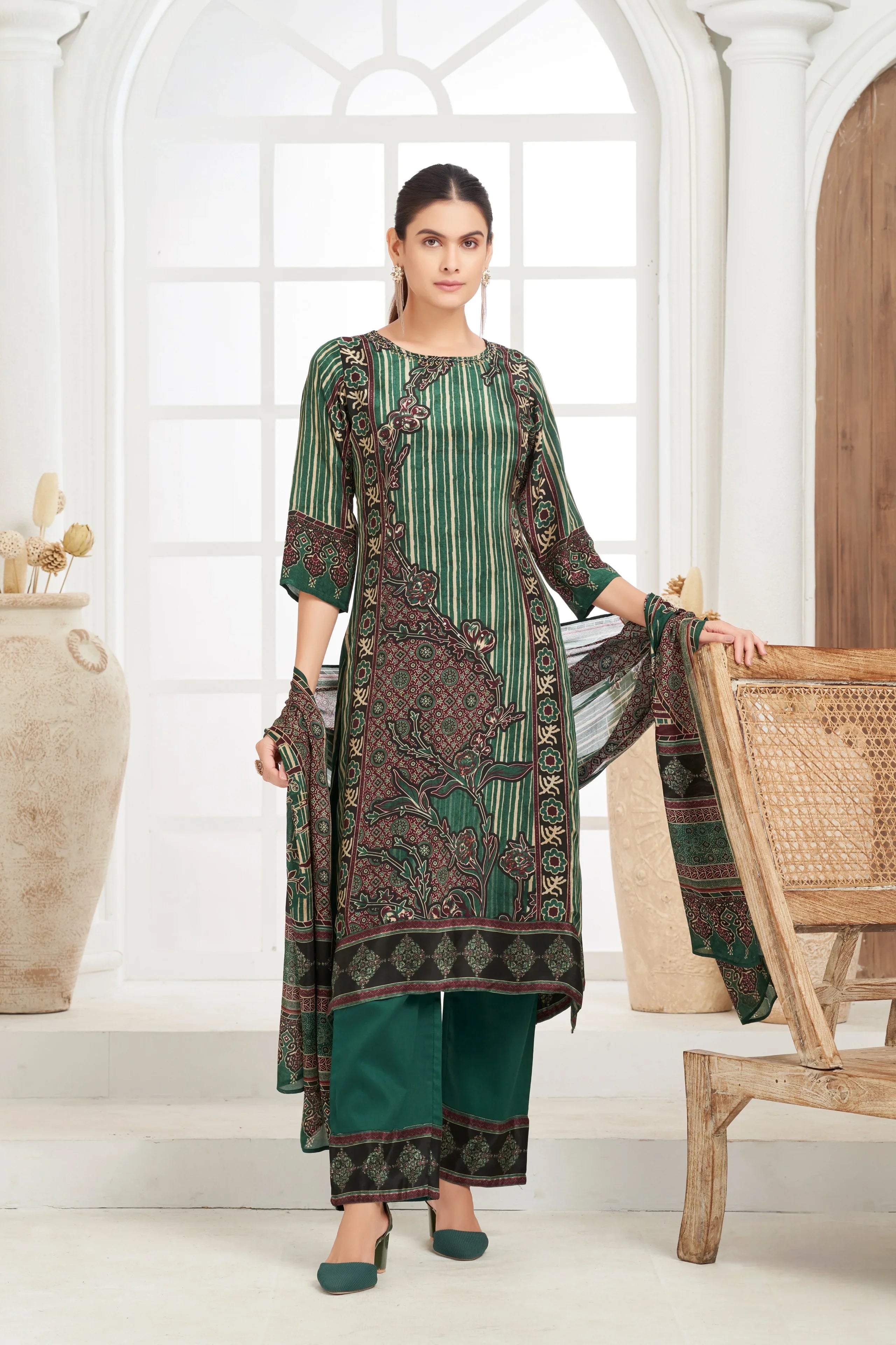 Emerald Green Kurta Set with Heritage Printed Dupatta - Mokshaa