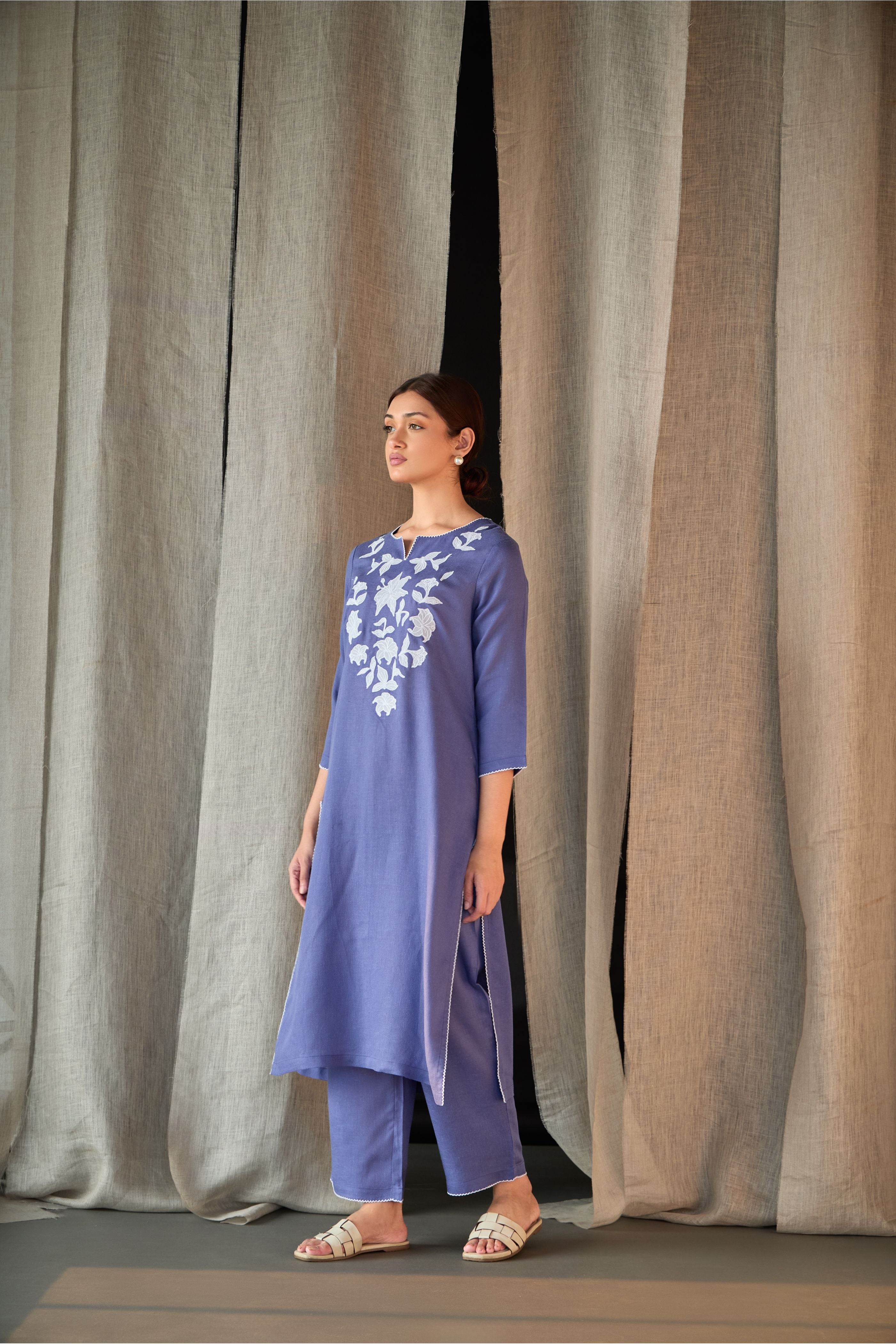 Dusk Linen Applique Kurta Set - Mokshaa
