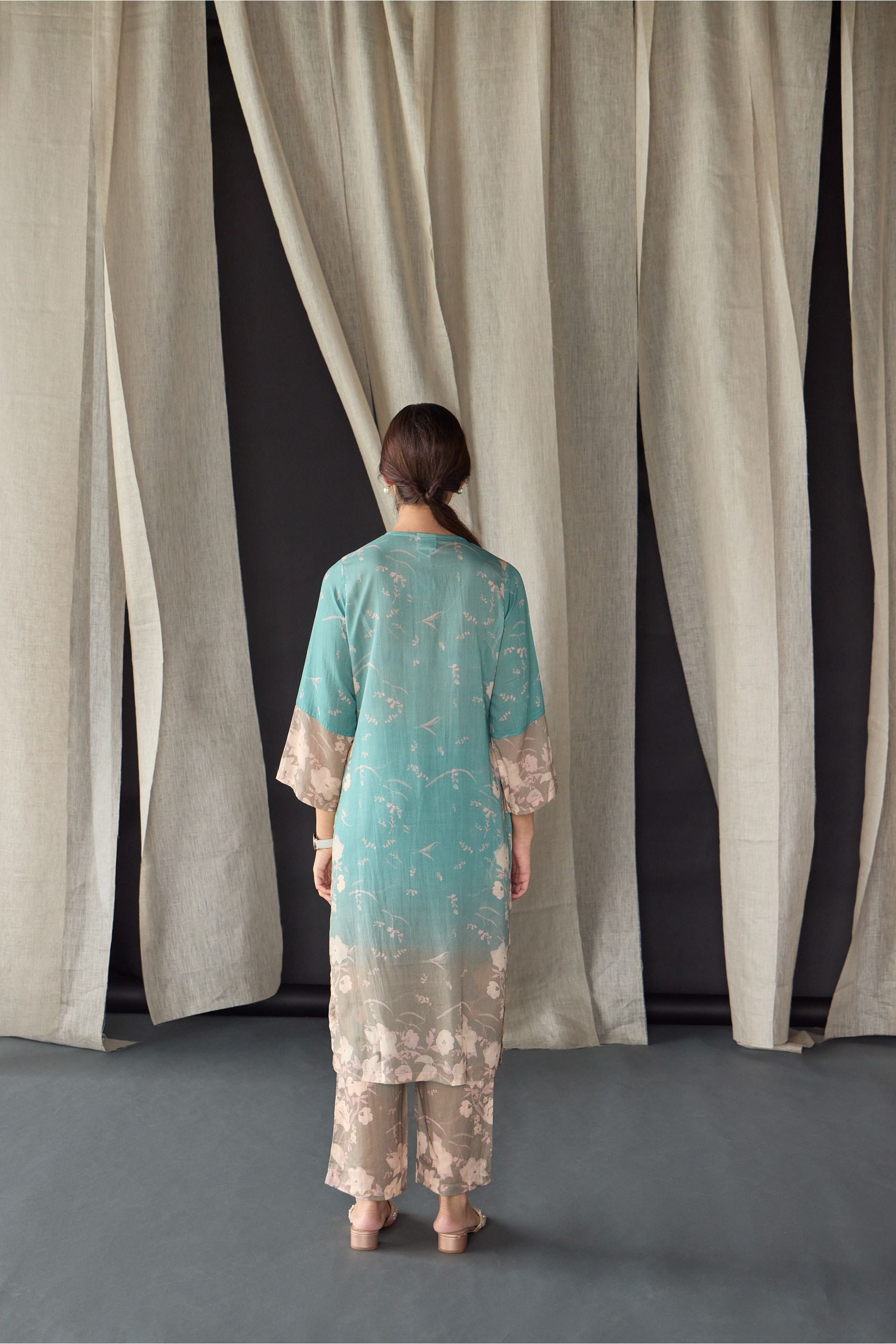 Retro Blue Floral Tencel Kurta Set - Mokshaa