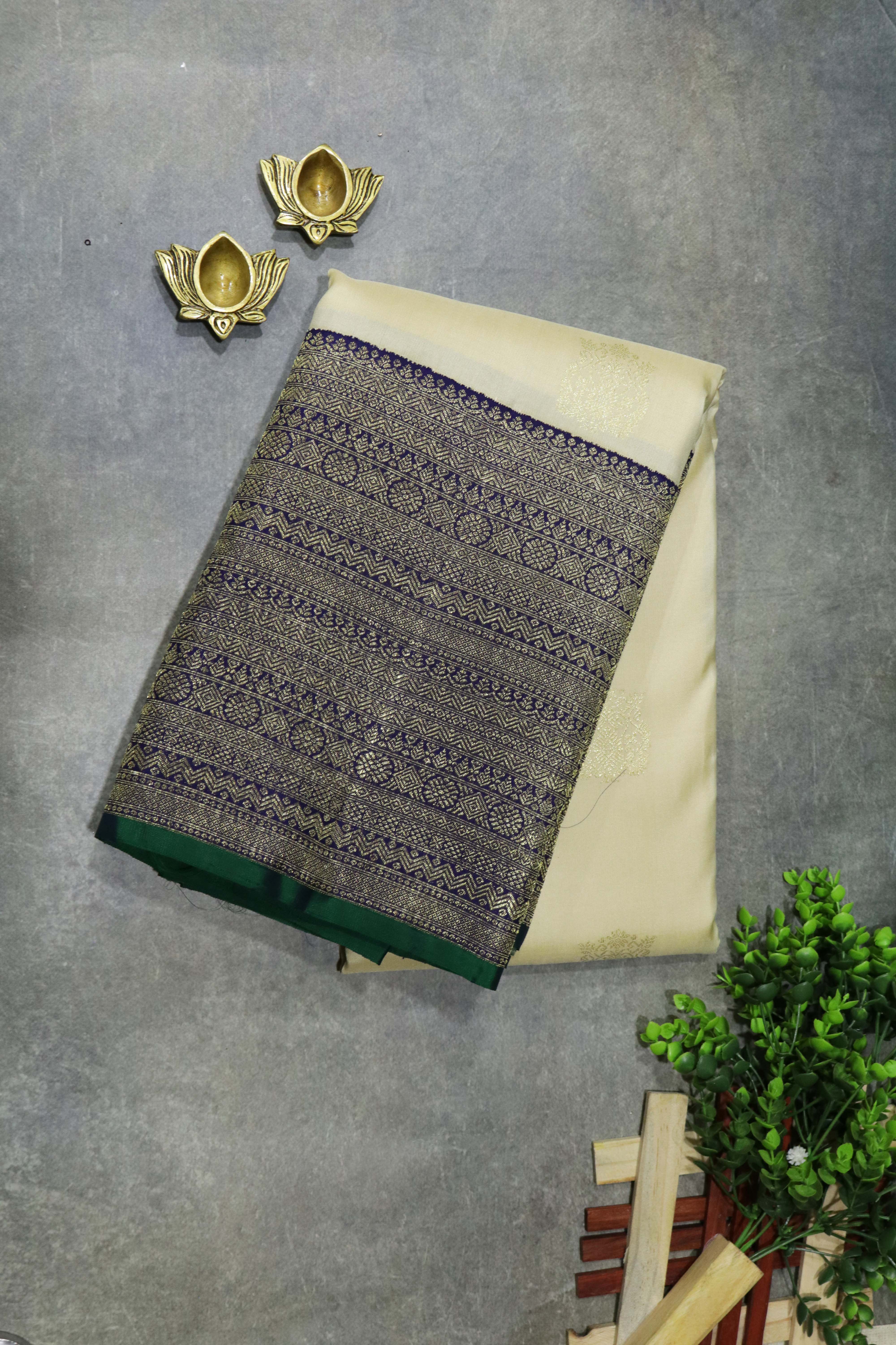 Off White Kanchivaram Silk Saree