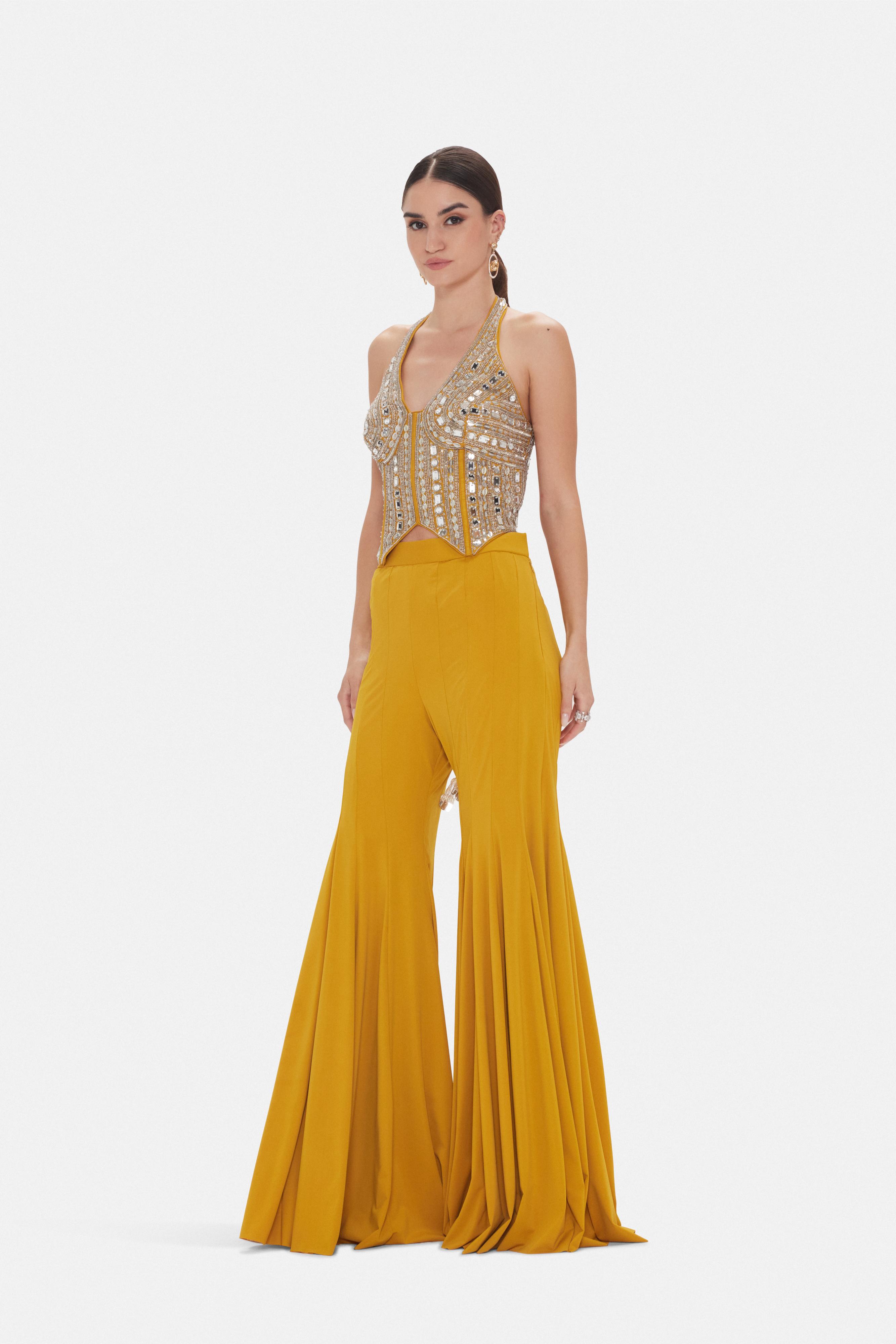 The Modern Ochre Flare Set