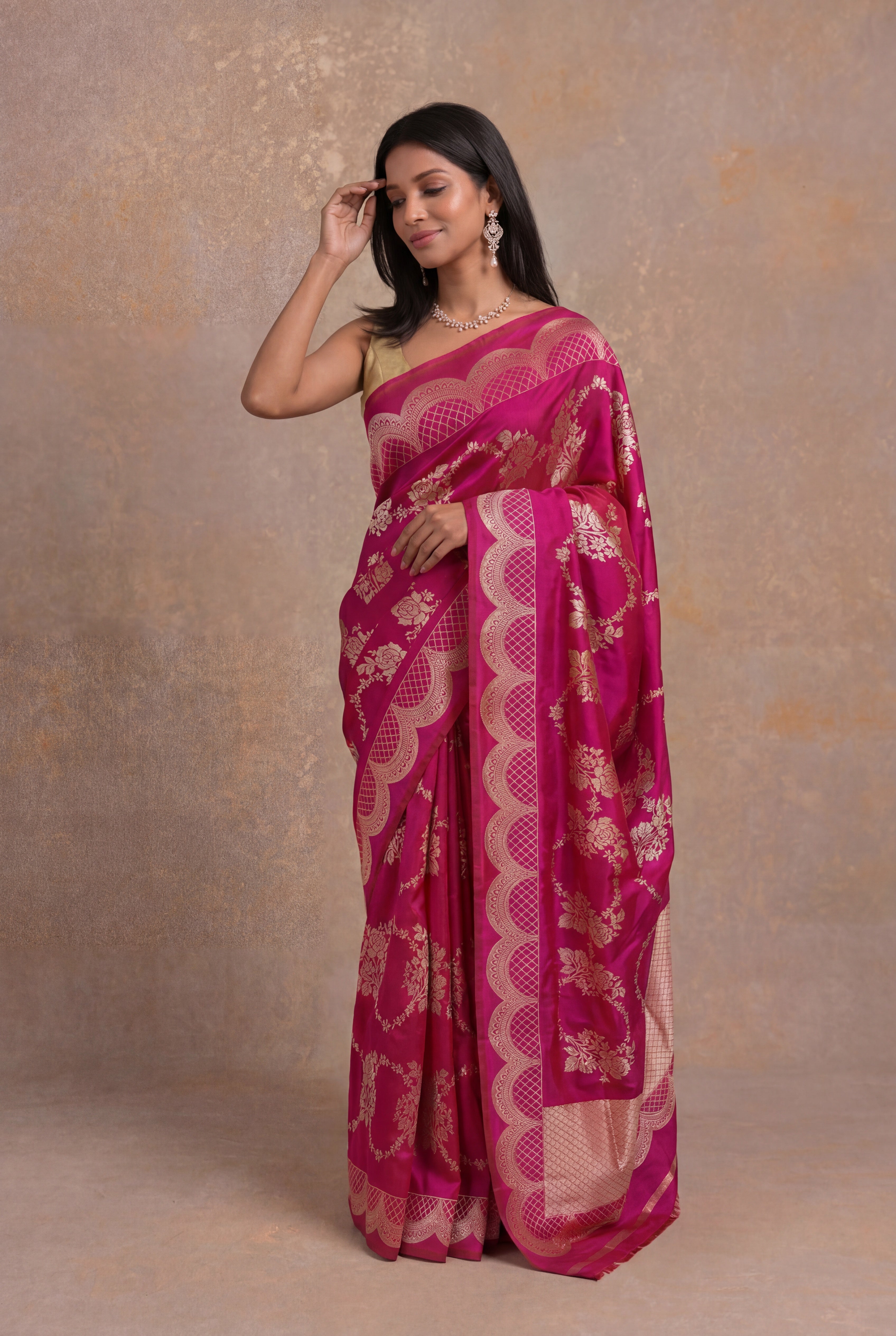 Pink Banarasi Silk Scallop Border Saree