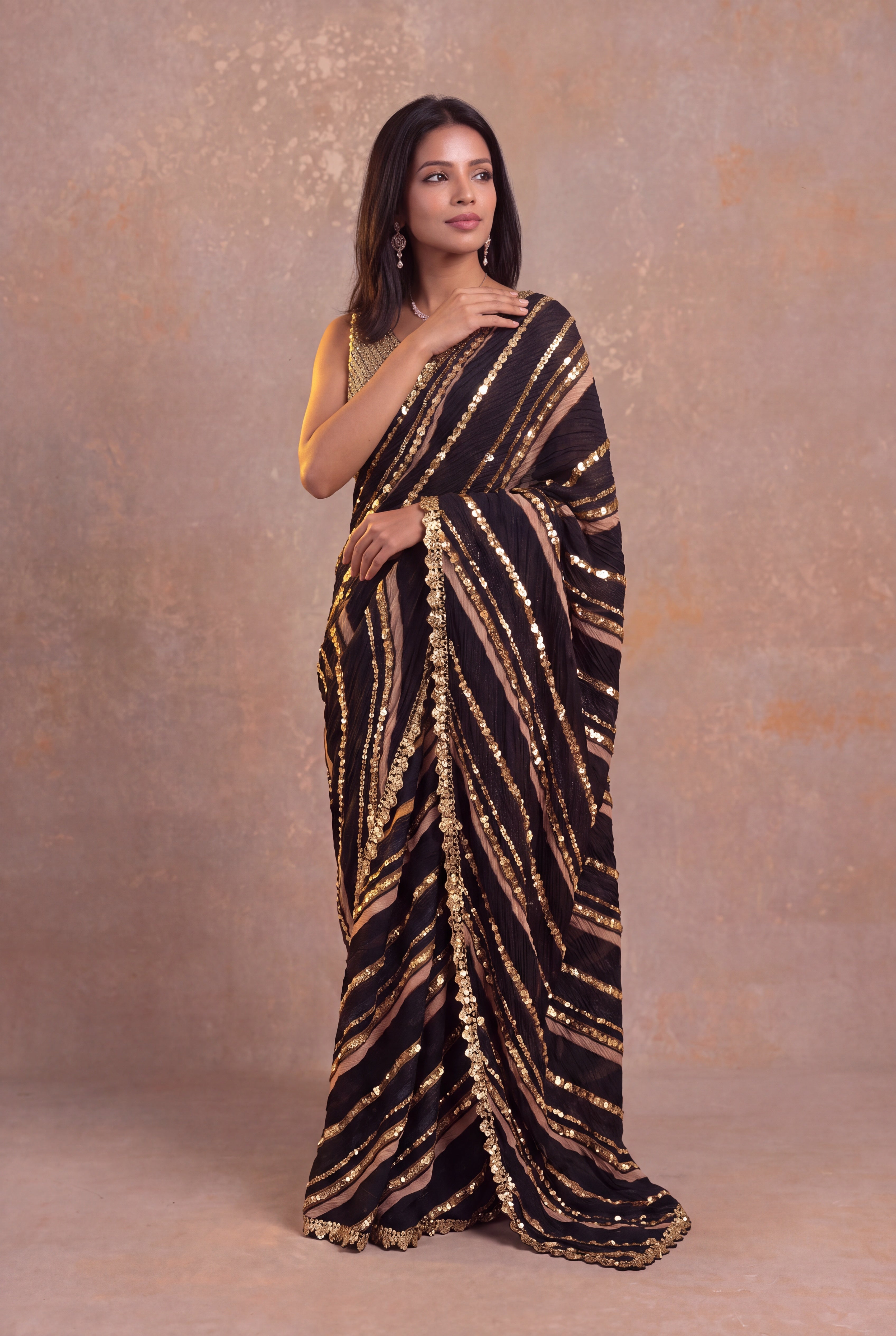 Black Crush Crepe Saree