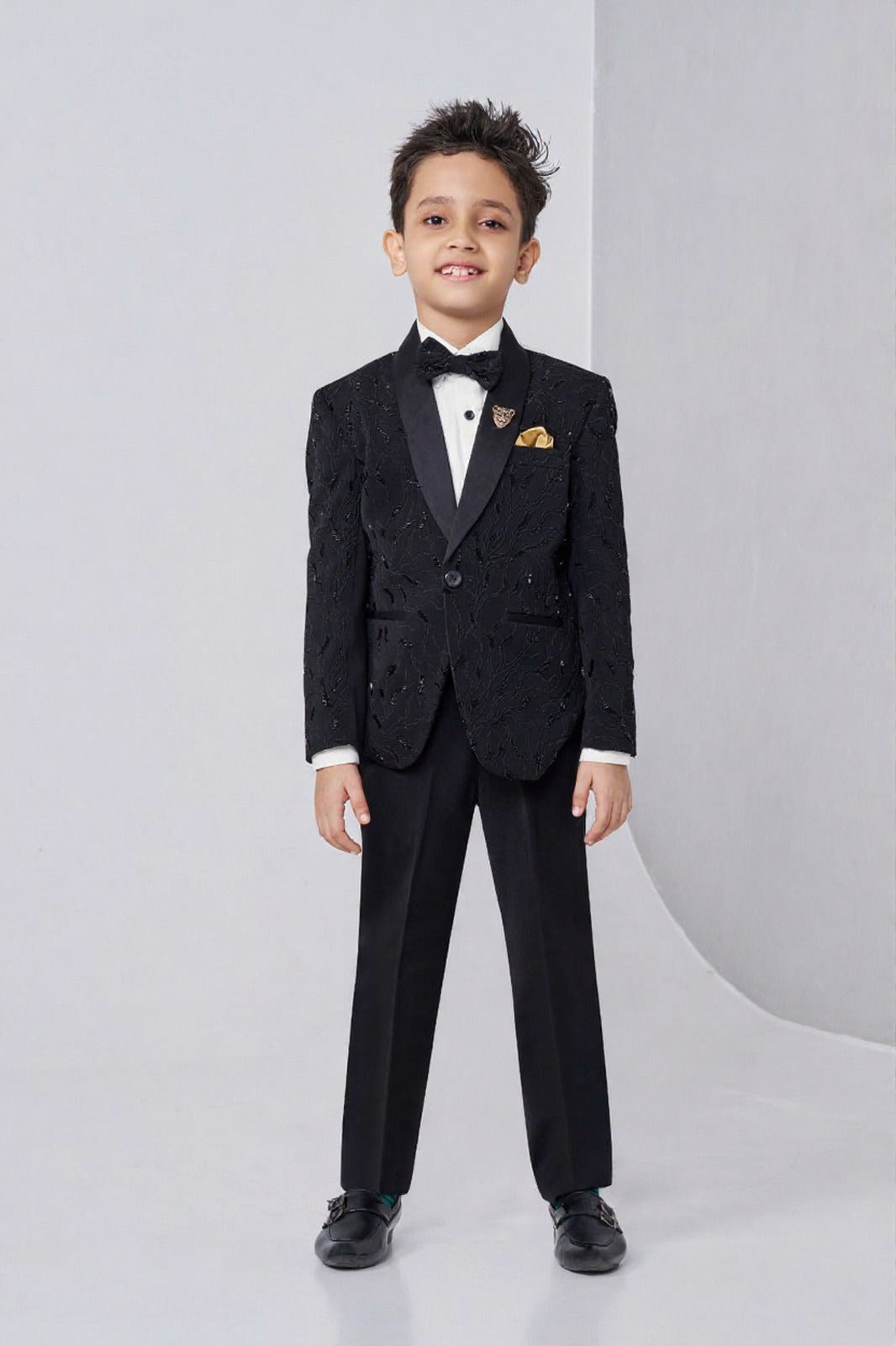 Boys' Premium Black Textured Tuxedo Suit Set - Mokshaa
