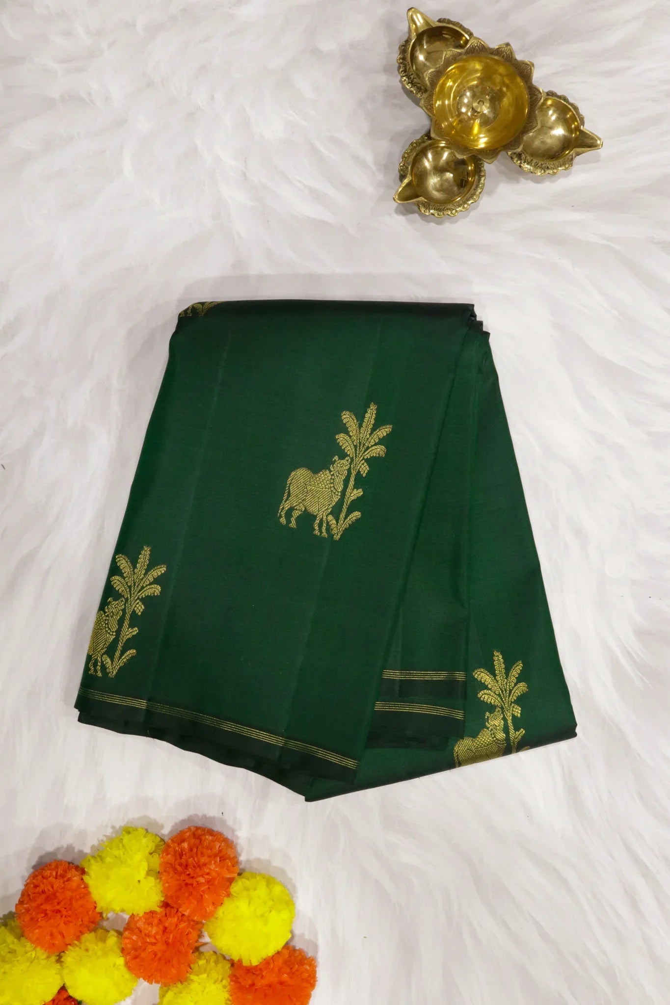 Bottle Green Kanchipuram Silk Saree with Zari Figure Motifs - Mokshaa