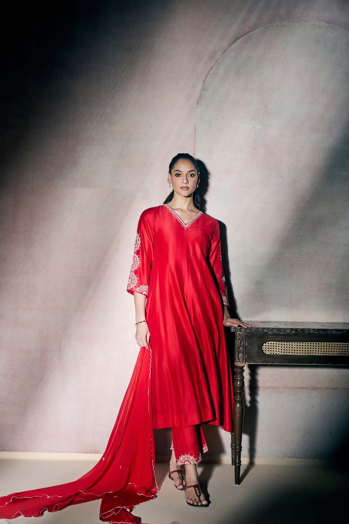 Scarlet Red Silk Kurta Set with Ivory Embroidered Detailing - Mokshaa