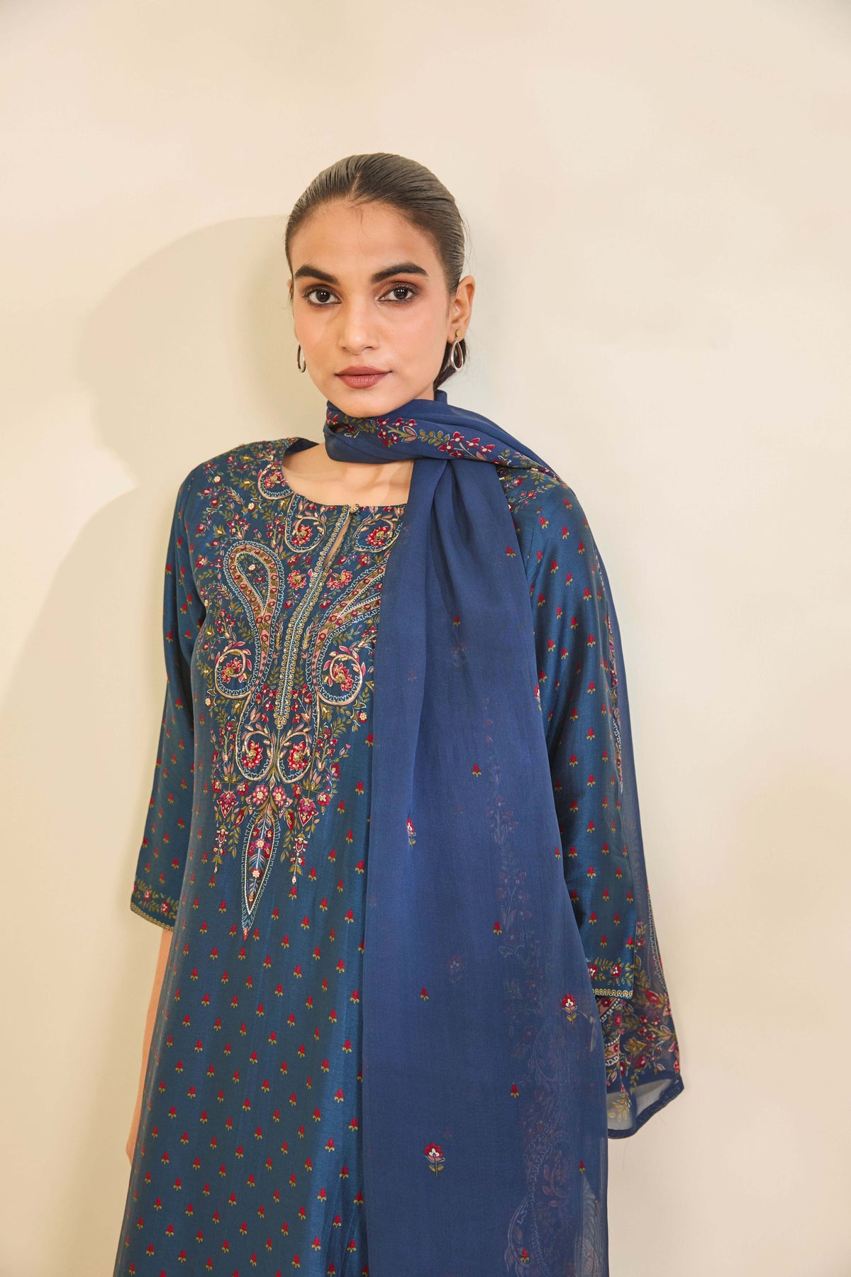 Teal Blue Printed Silk Kurta Set with Paisley Thread Embroidery - Mokshaa
