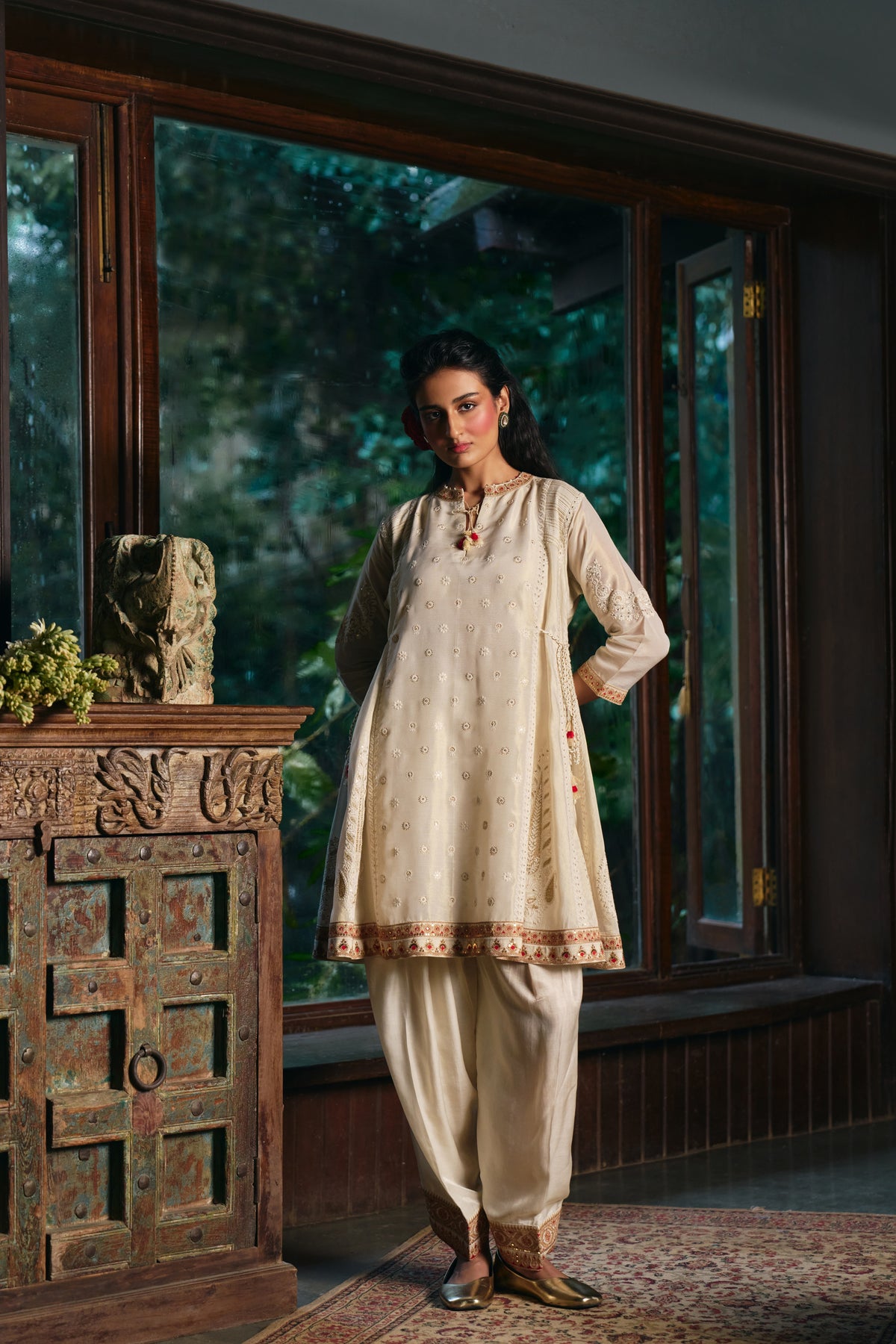 Ivory Tissue Chanderi Kurta Set with Chikankari Thread Work and Tulip Salwar - Mokshaa