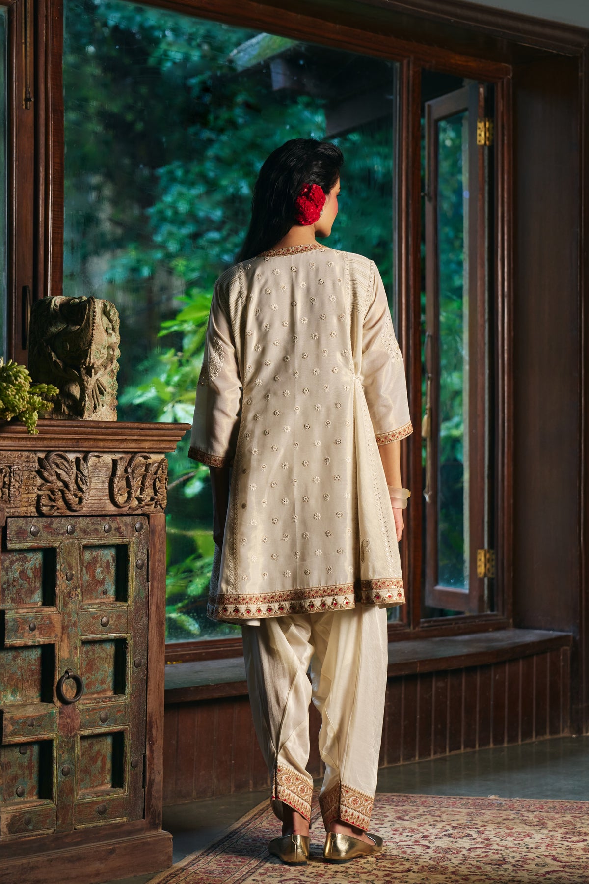Ivory Tissue Chanderi Kurta Set with Chikankari Thread Work and Tulip Salwar - Mokshaa