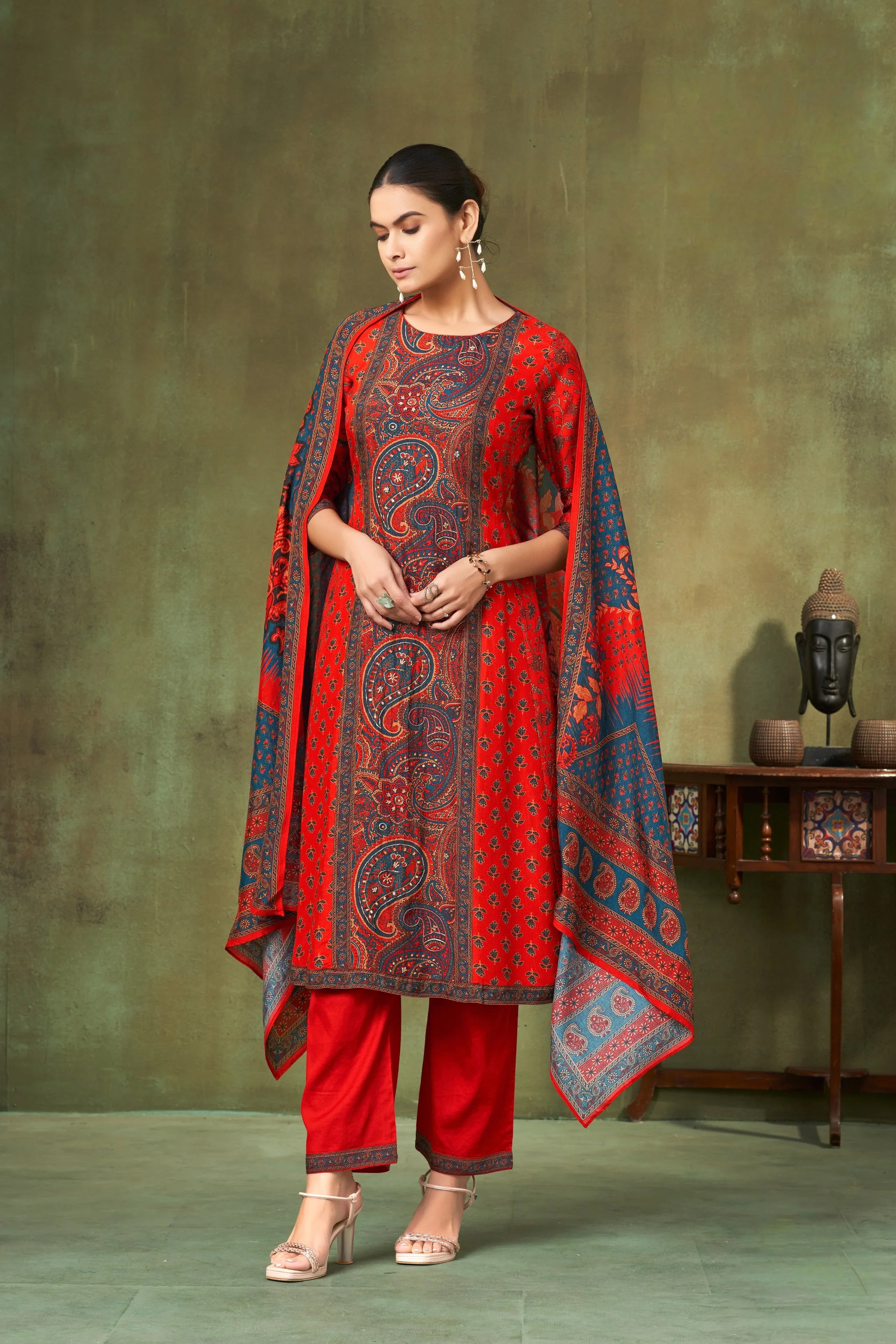 Crimson Printed Crepe Kurta Set with Contrast Paisley Dupatta - Mokshaa