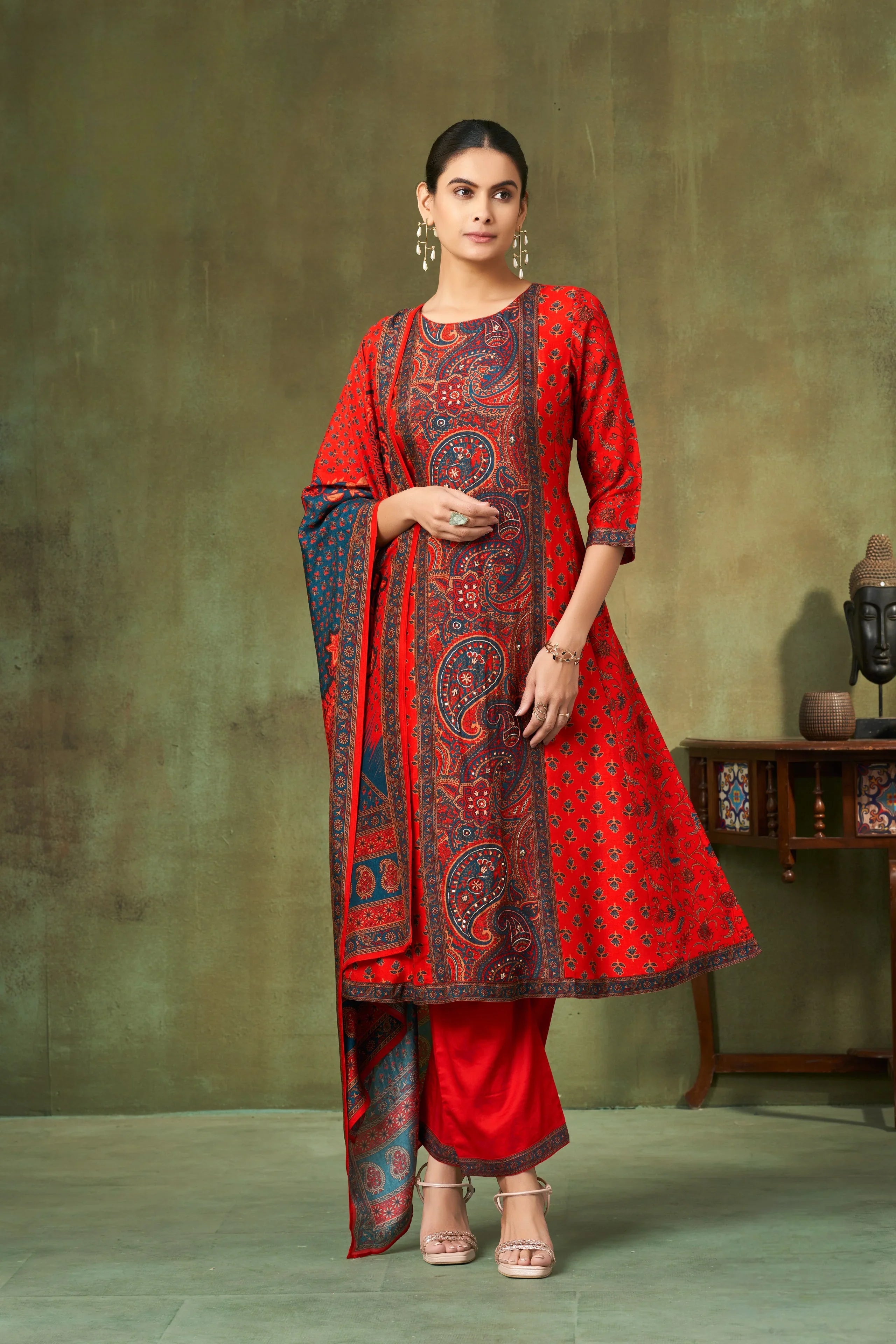 Crimson Printed Crepe Kurta Set with Contrast Paisley Dupatta - Mokshaa