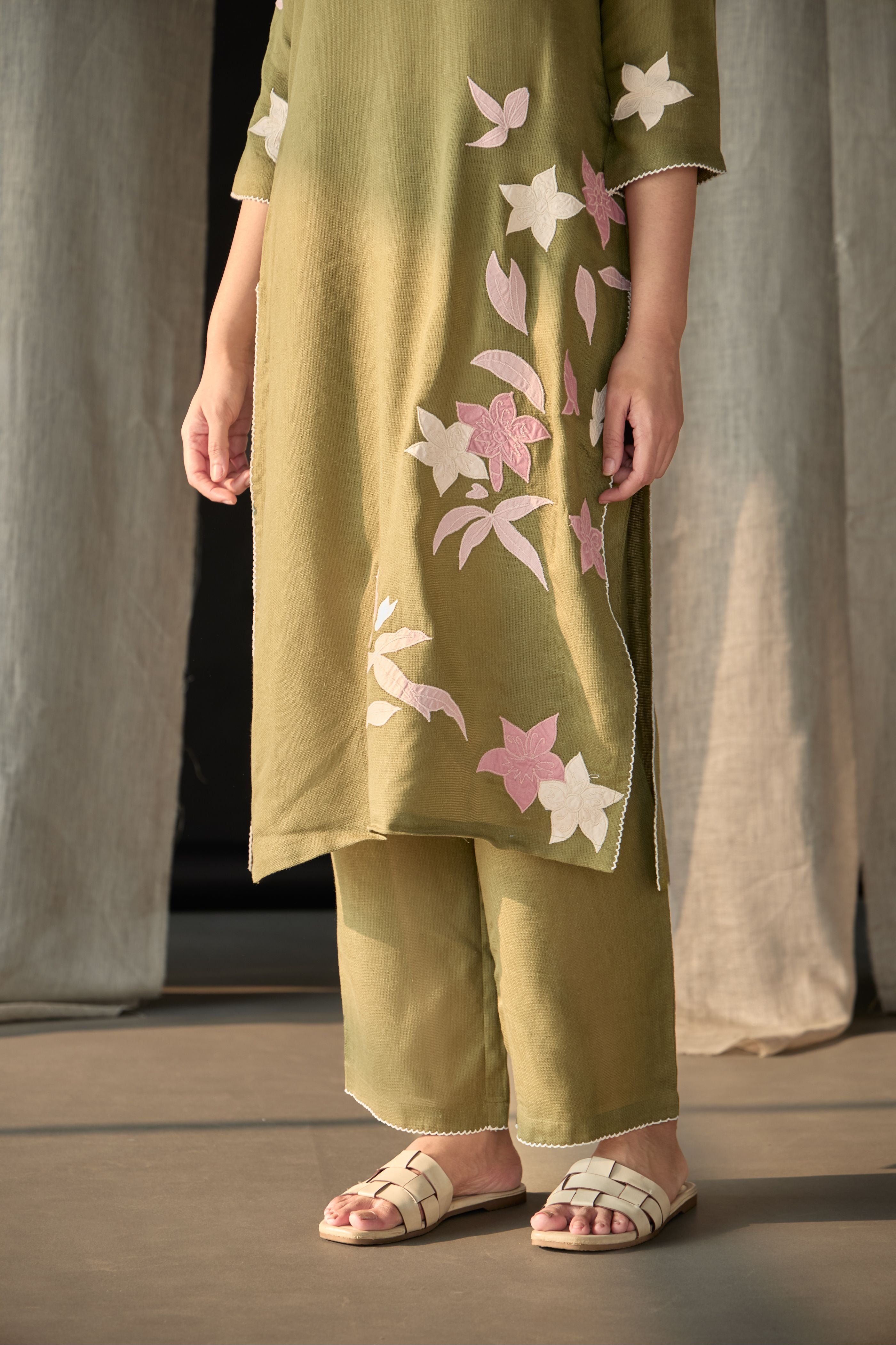 Olive Linen Applique Kurta Set - Mokshaa