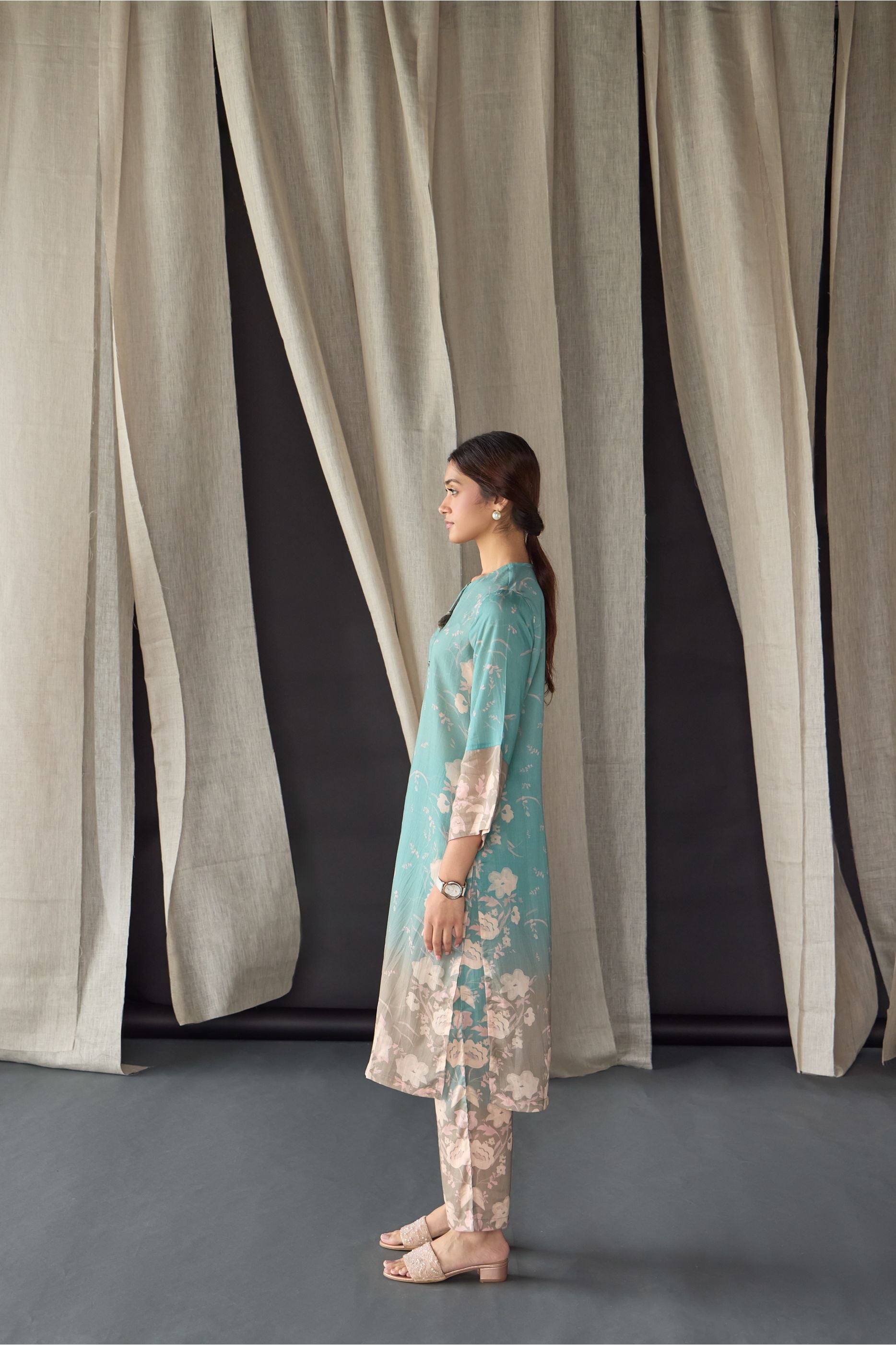 Retro Blue Floral Tencel Kurta Set - Mokshaa