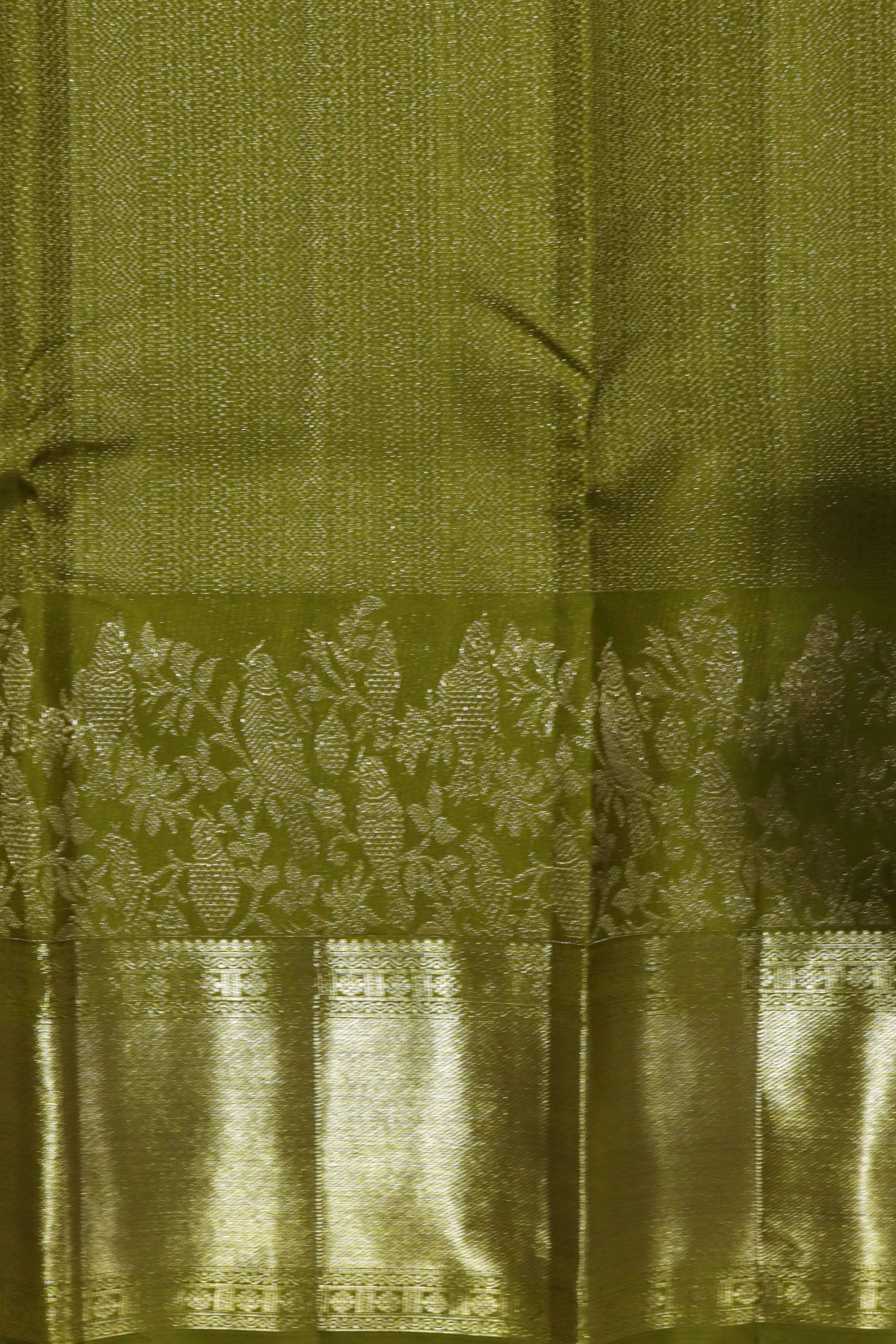 Mehendi Green Kanchivaram Silk Saree