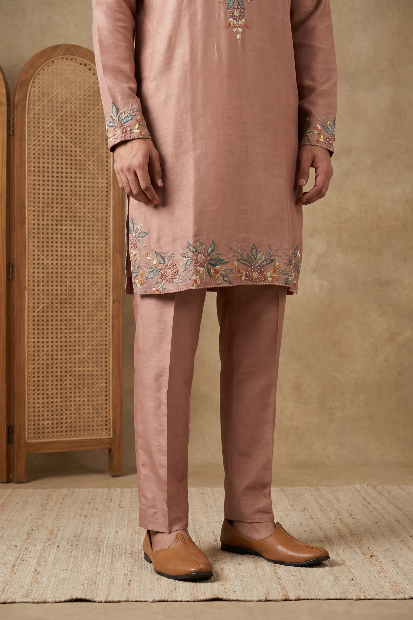 Onion Pink Chanderi Silk Kurta Set with Mirror Embroidery