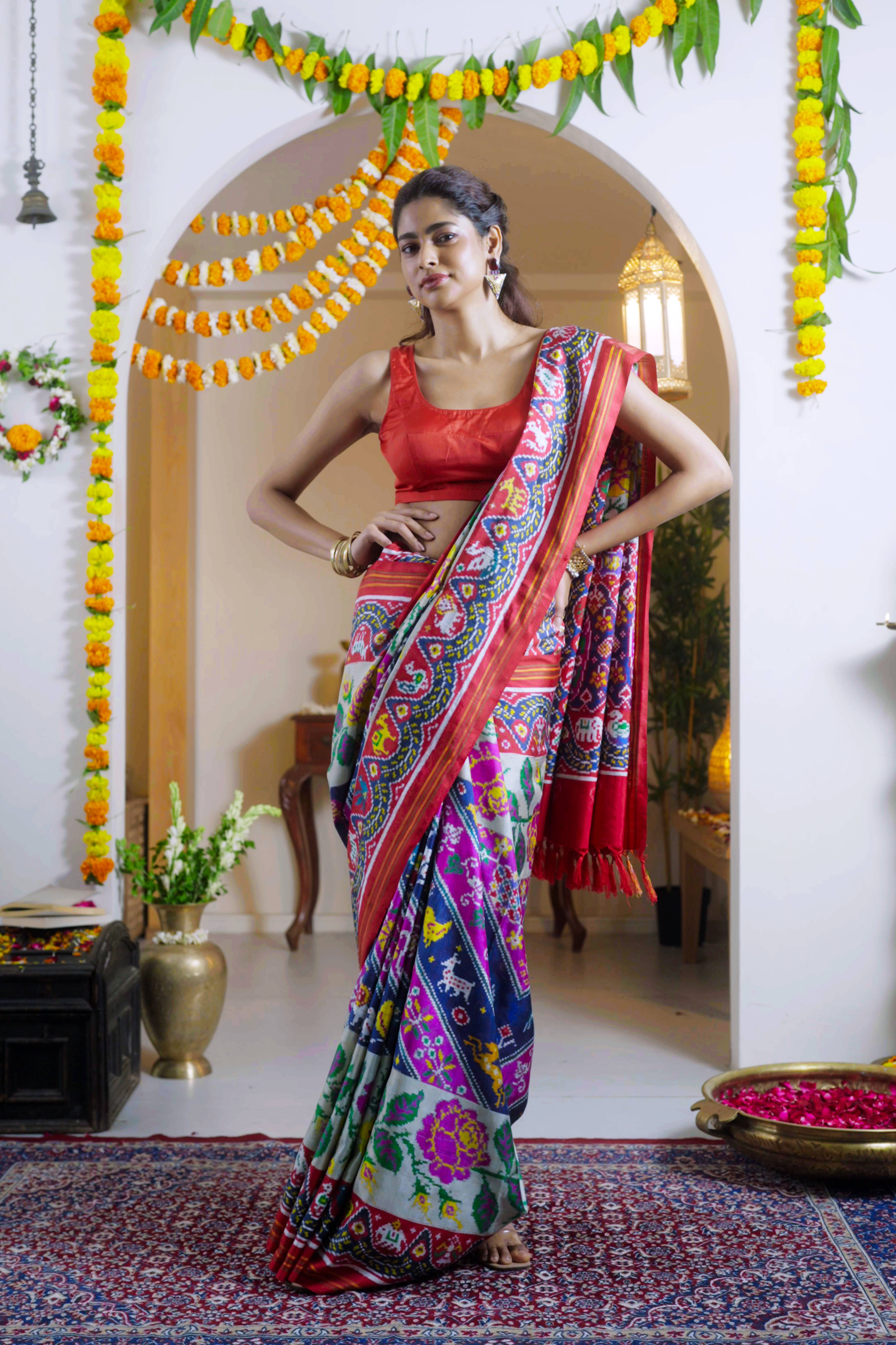 Off White Multicolour Patan Patola Silk Saree