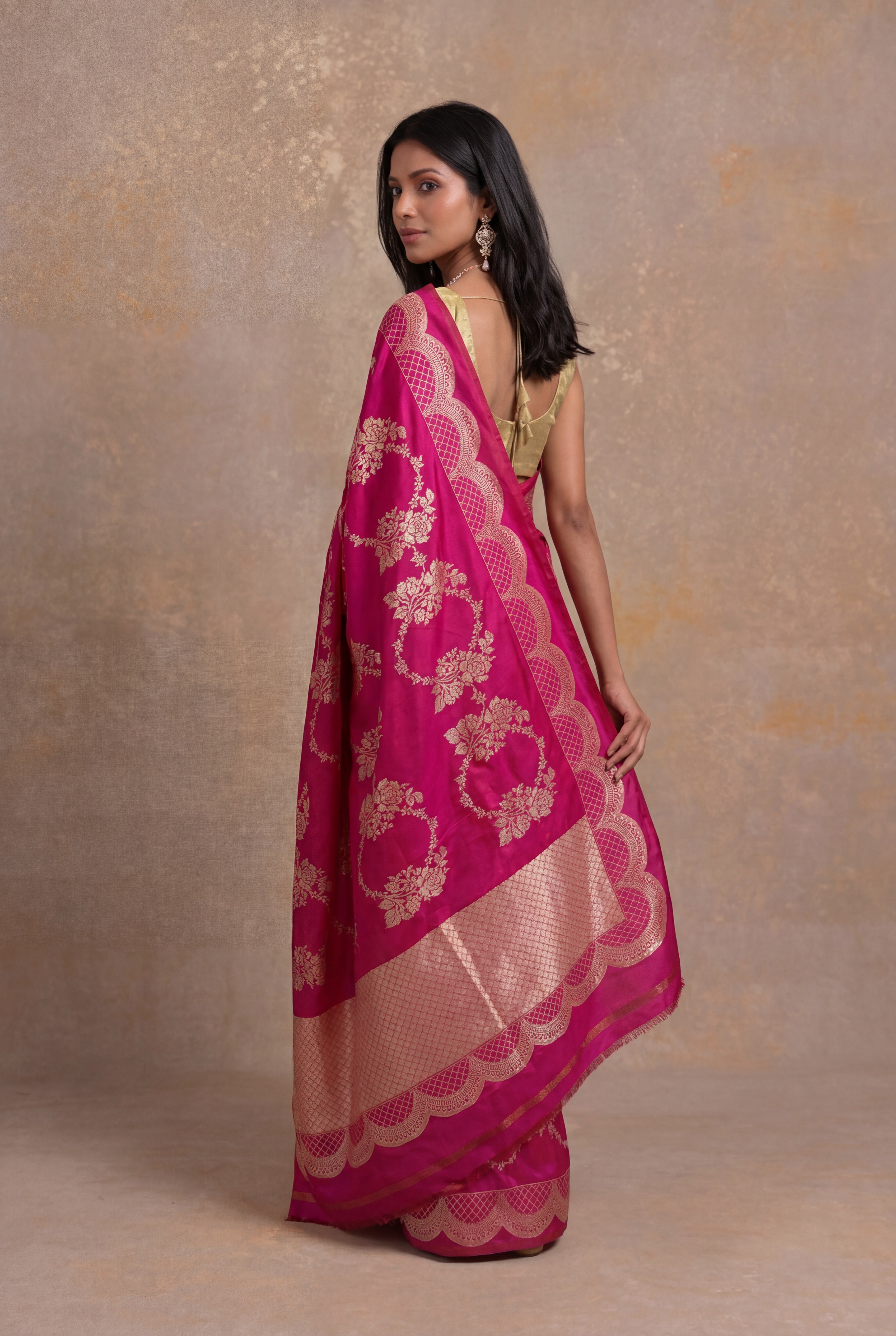 Pink Banarasi Silk Scallop Border Saree