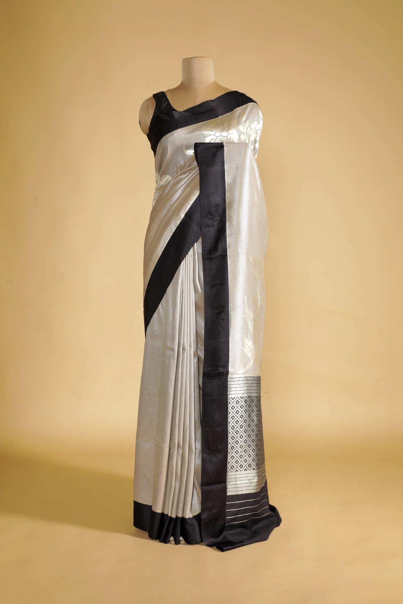 Off White Handloom Silk Saree with Silver Zari Weaving - Mokshaa