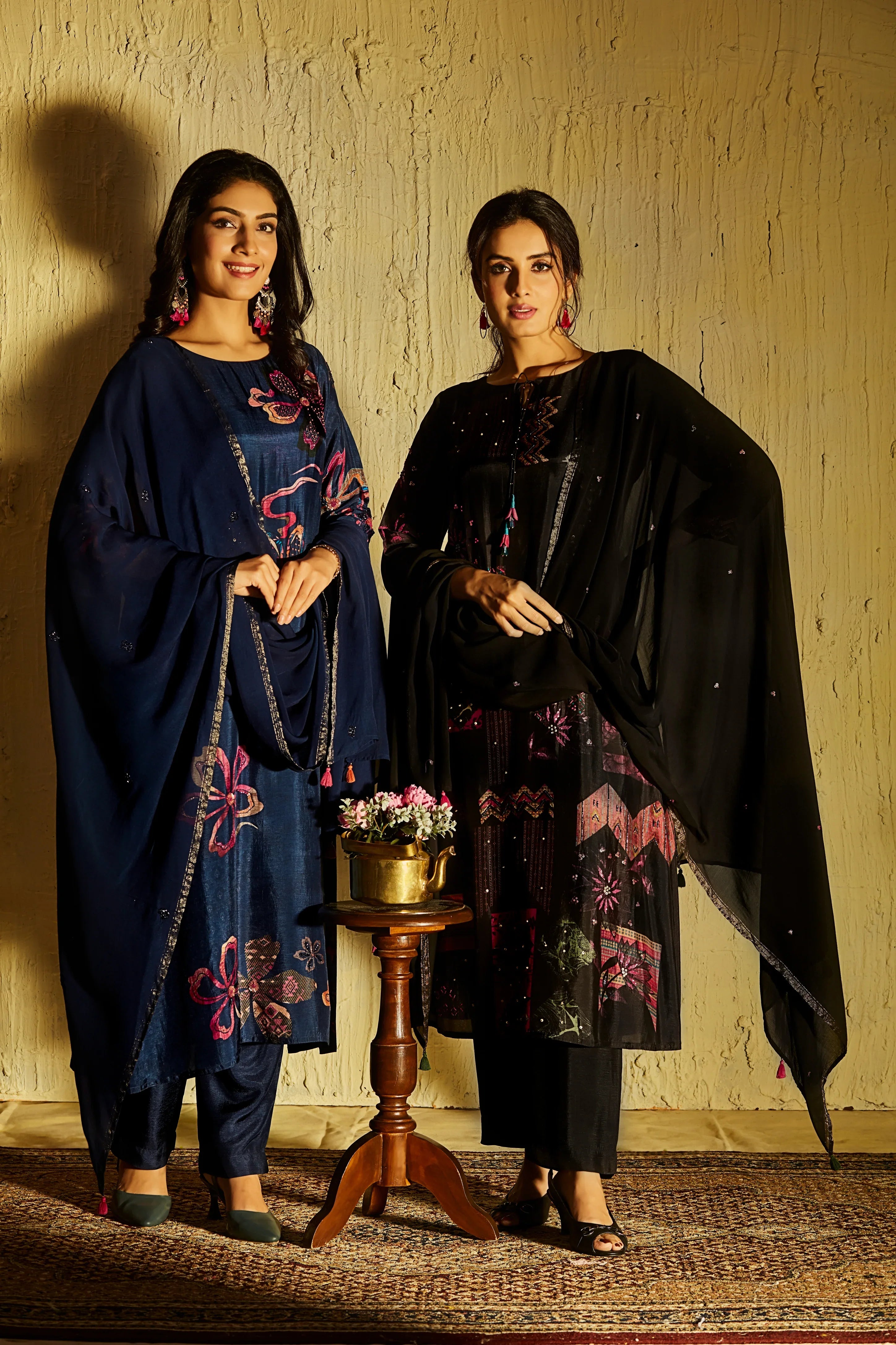 Black Crepe Suit Set with Geometric Abstract Print - Mokshaa
